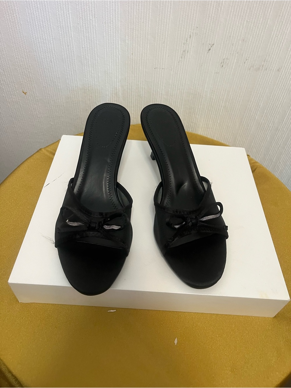 Zara Black Open-Toe Bow Kitten Heel Mules